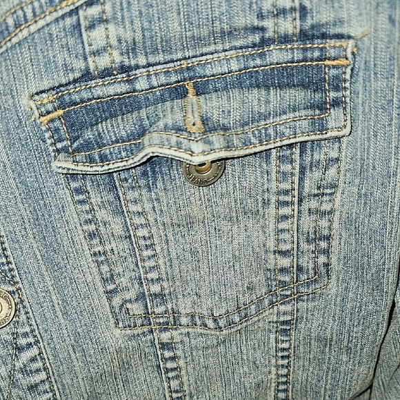 Hydraulic New Women's Light Blue Jean Jacket Size Medium NEVER WORN - Picture 4 of 8